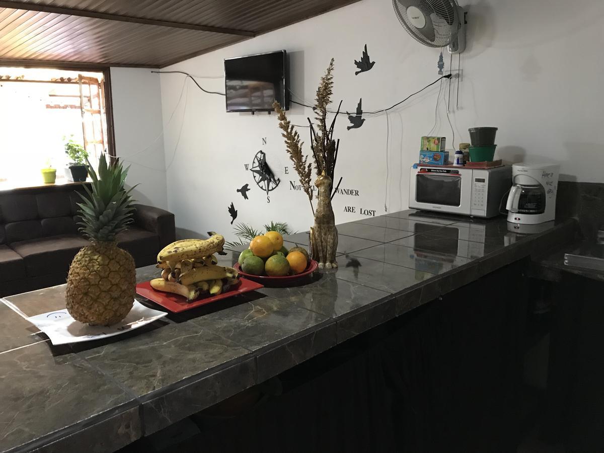 Passifloras Hostel เกโปส ภายนอก รูปภาพ